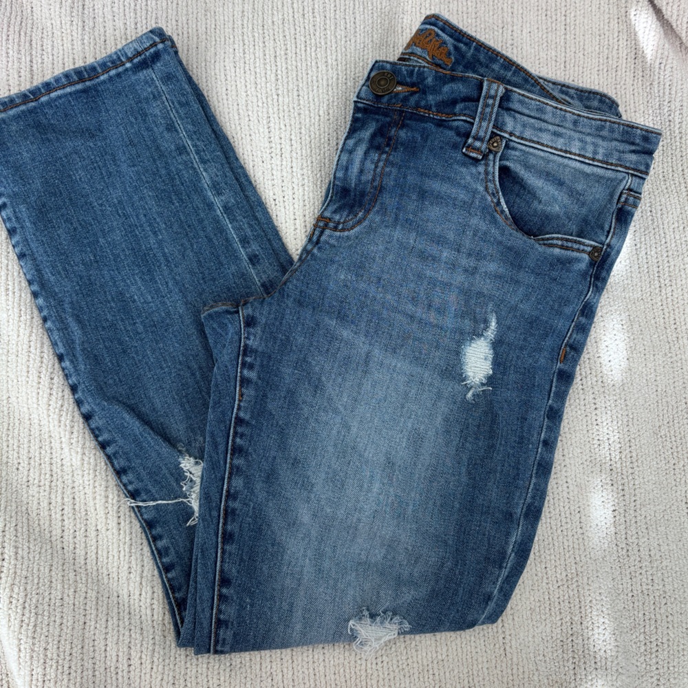 Kut from the Kloth Katy Boyfriend Petite Distressed jeans, size 8P, 26” inseam